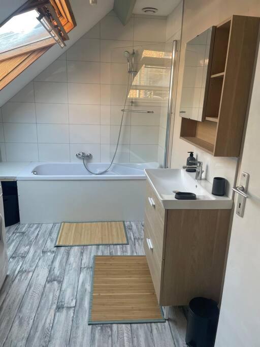 Maison A 2 Pas Du Centre Ville Peronne  Ngoại thất bức ảnh